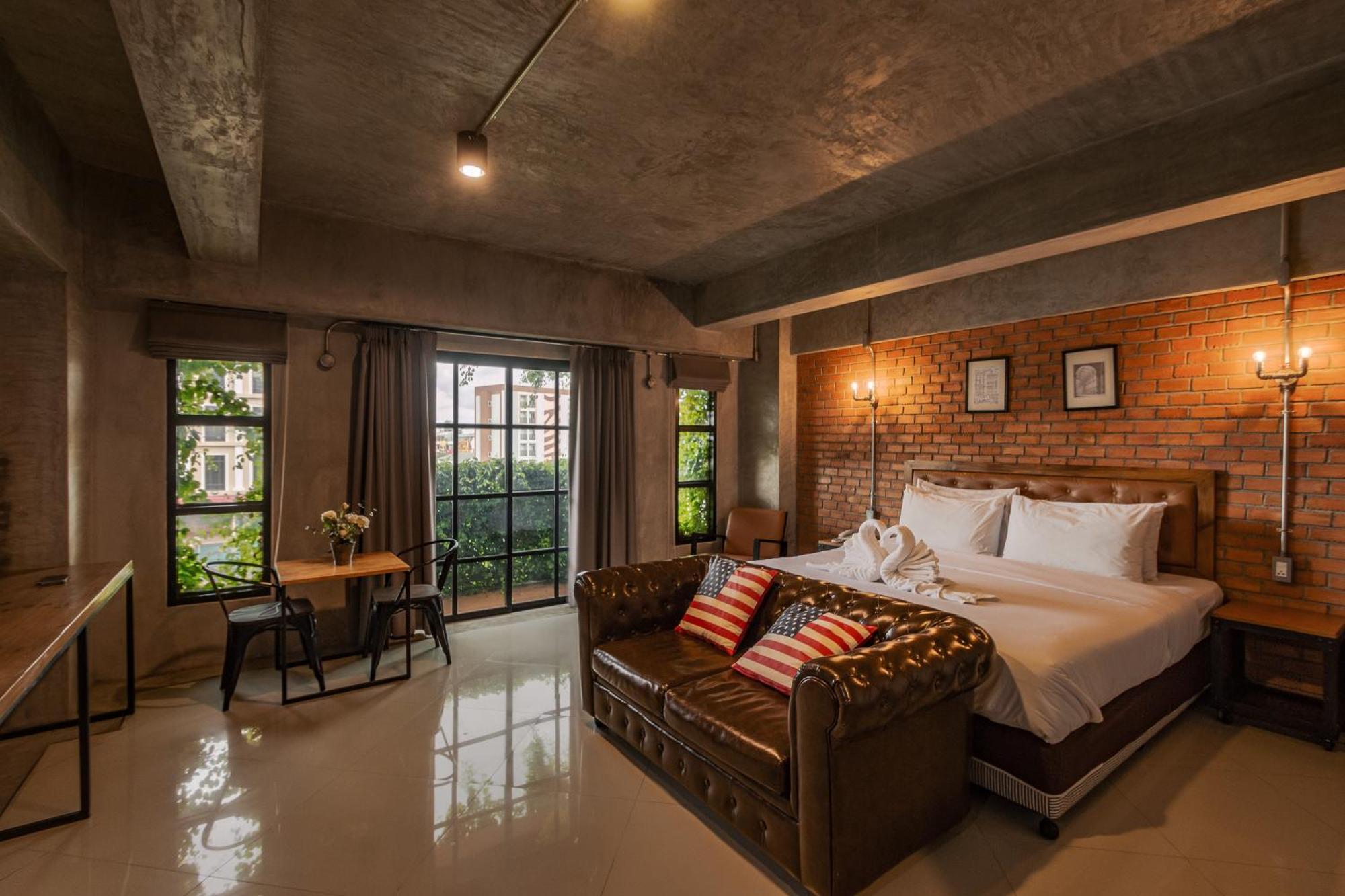 The Old Inn Udon Thani Zewnętrze zdjęcie